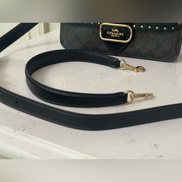 Coach CE563 Morgan Shoulder Bag Crossbody Colorblock Signature With Rivets - Picture 5 of 16